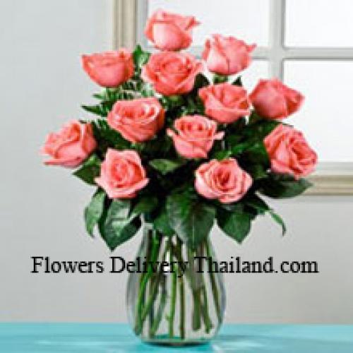 12 Vibrant Pink Roses